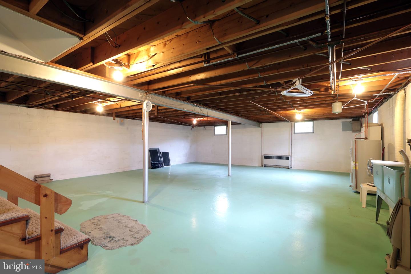 1185 Centre St Property Photo 34