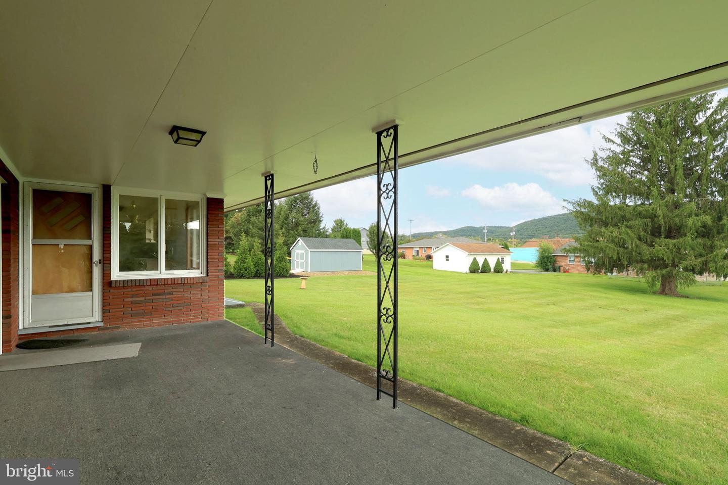 1185 Centre St Property Photo 43