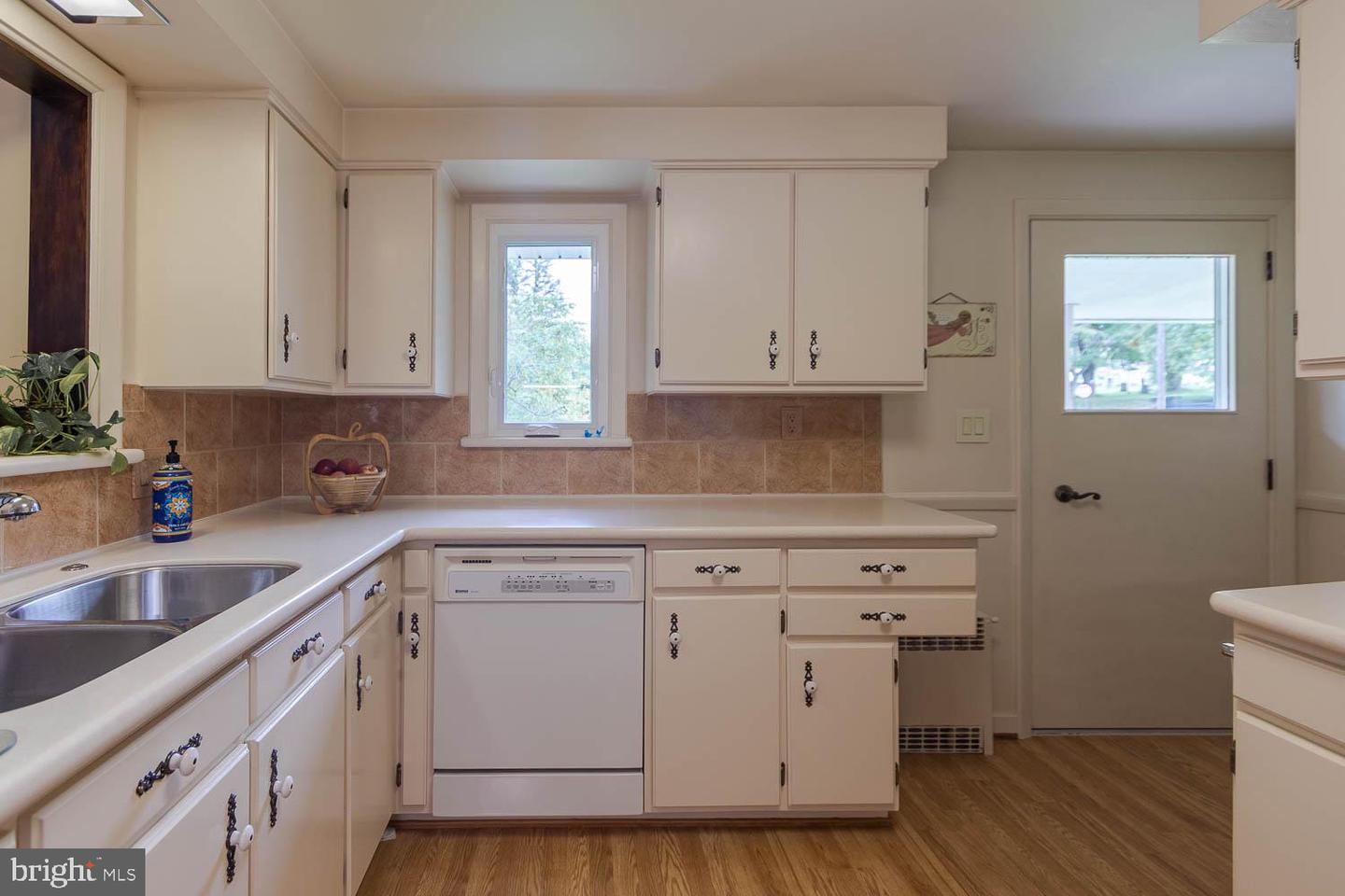 267 Kathy St Property Photo 14