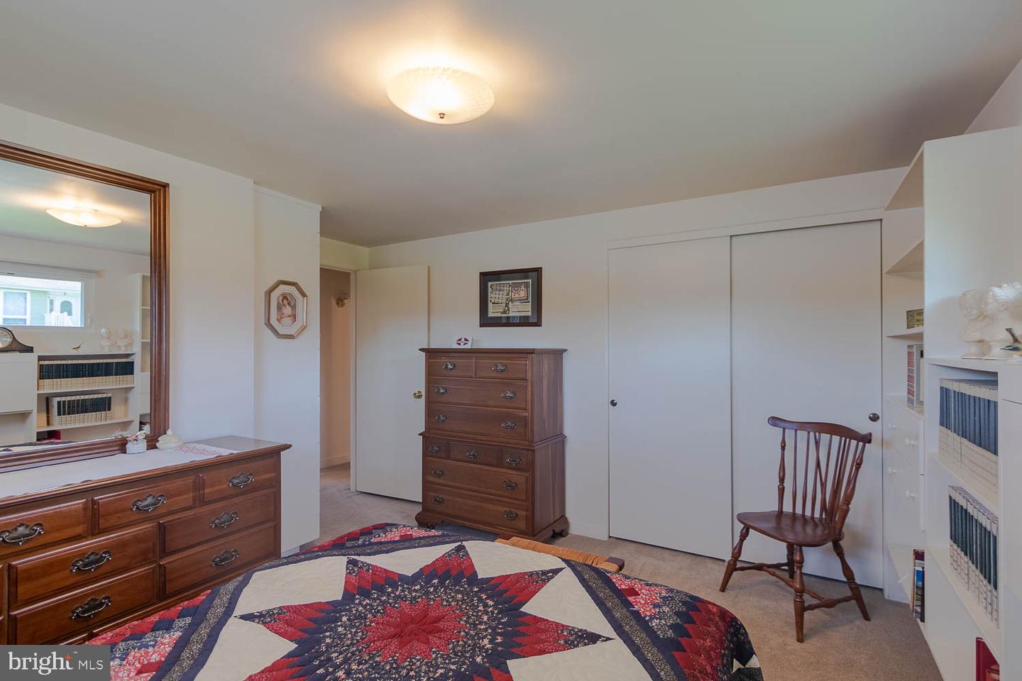 267 Kathy St Property Photo 23