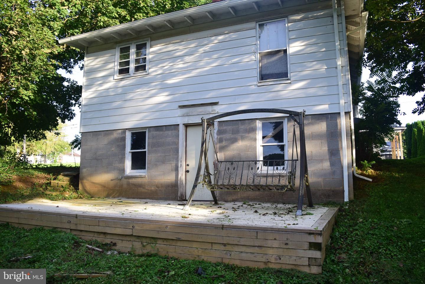 479 E High St Property Photo 18