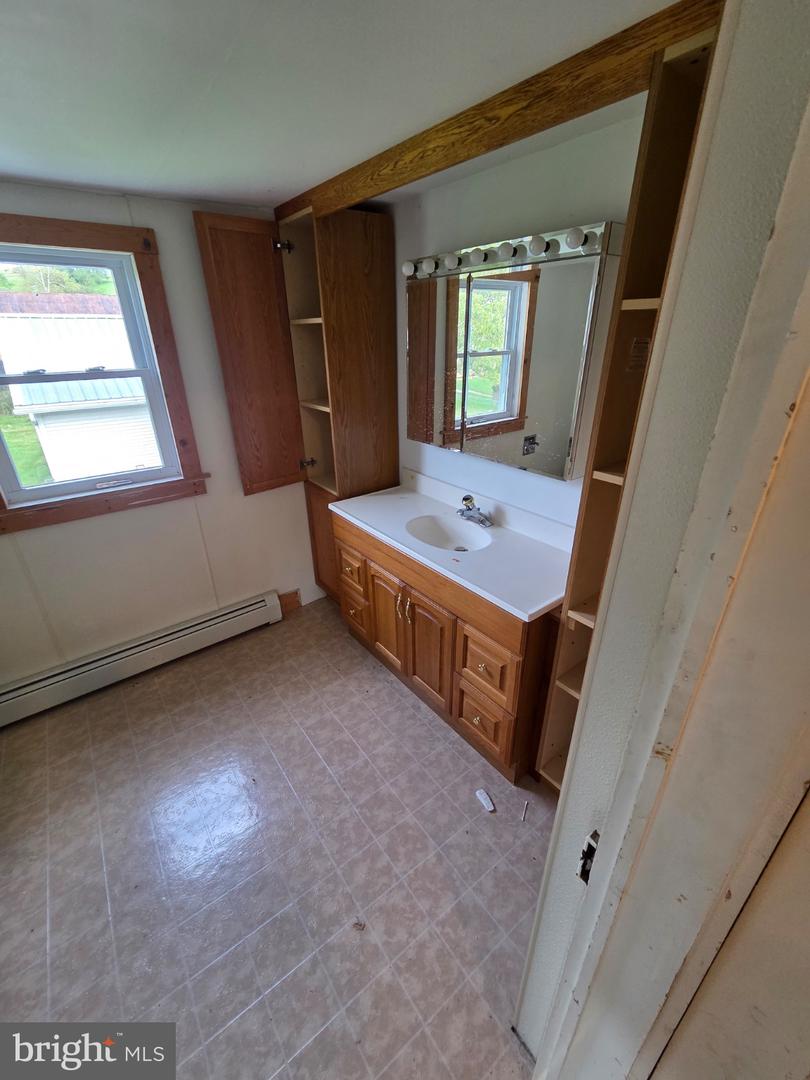 500 Main St Property Photo 27