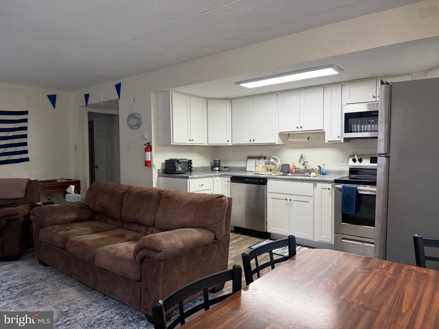 222 W Beaver Avenue W Ave #301 Property Photo 4