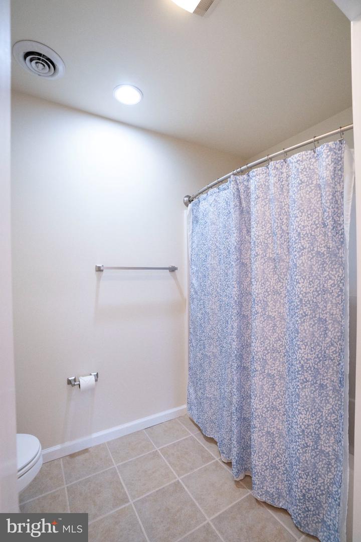 128 Winchester Ct Property Photo 20