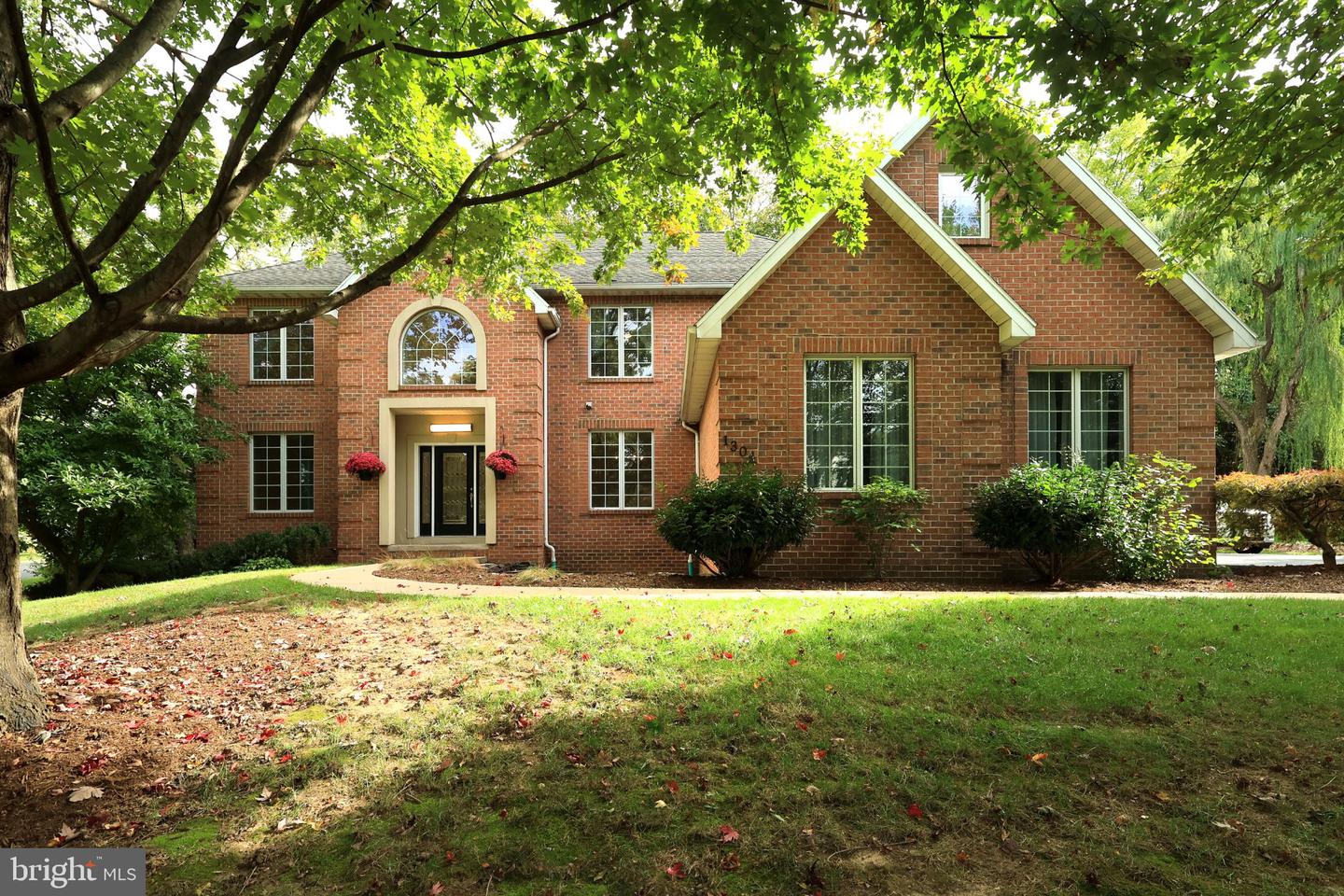1304 Megan Dr Property Photo 4