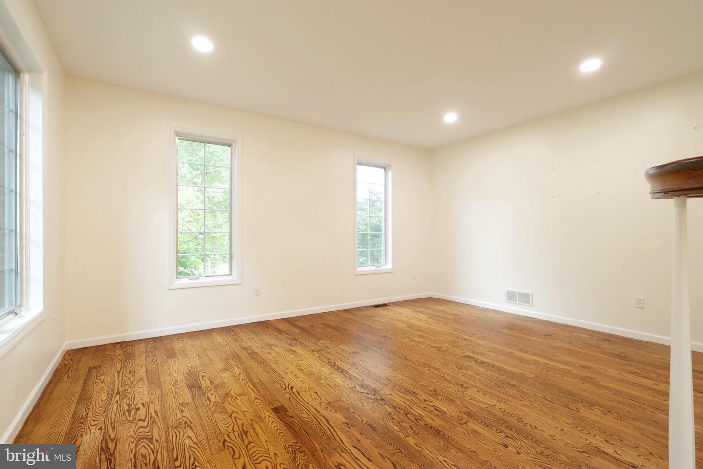 1304 Megan Dr Property Photo 10