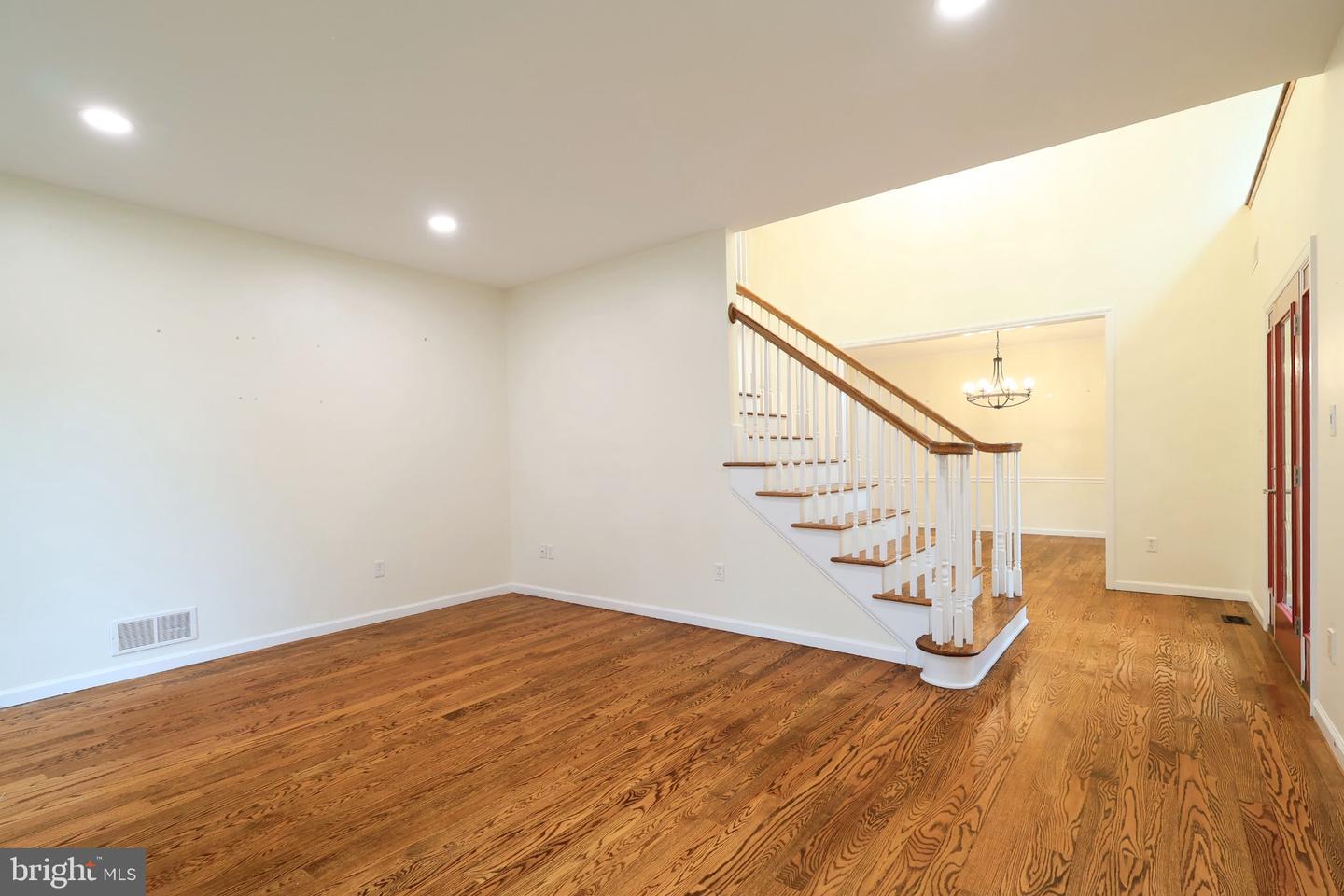 1304 Megan Dr Property Photo 11