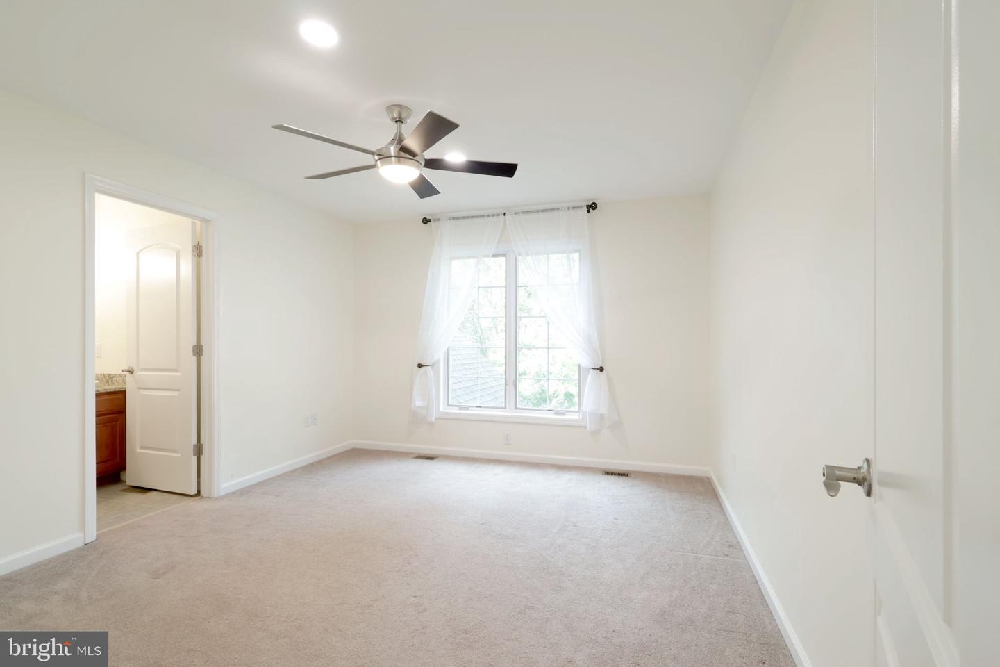 1304 Megan Dr Property Photo 64