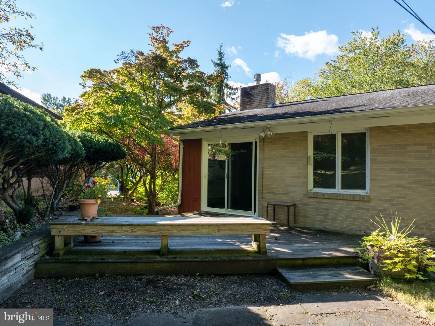 743 Glenn Rd Property Photo 5