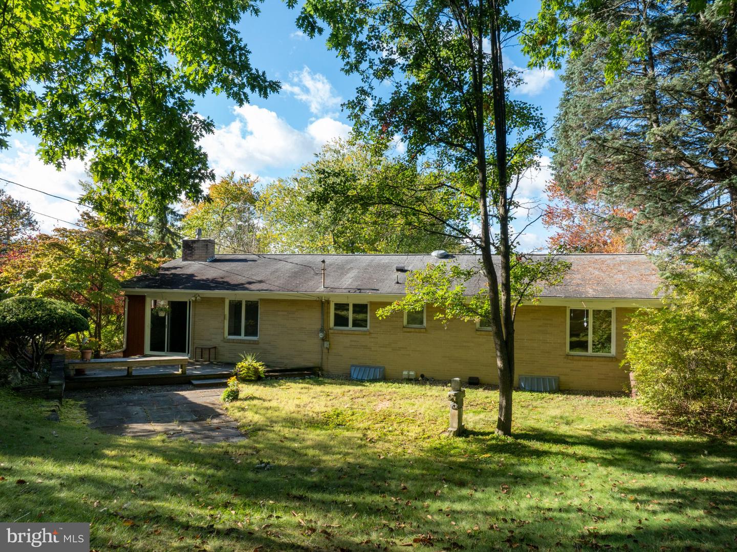 743 Glenn Rd Property Photo 6