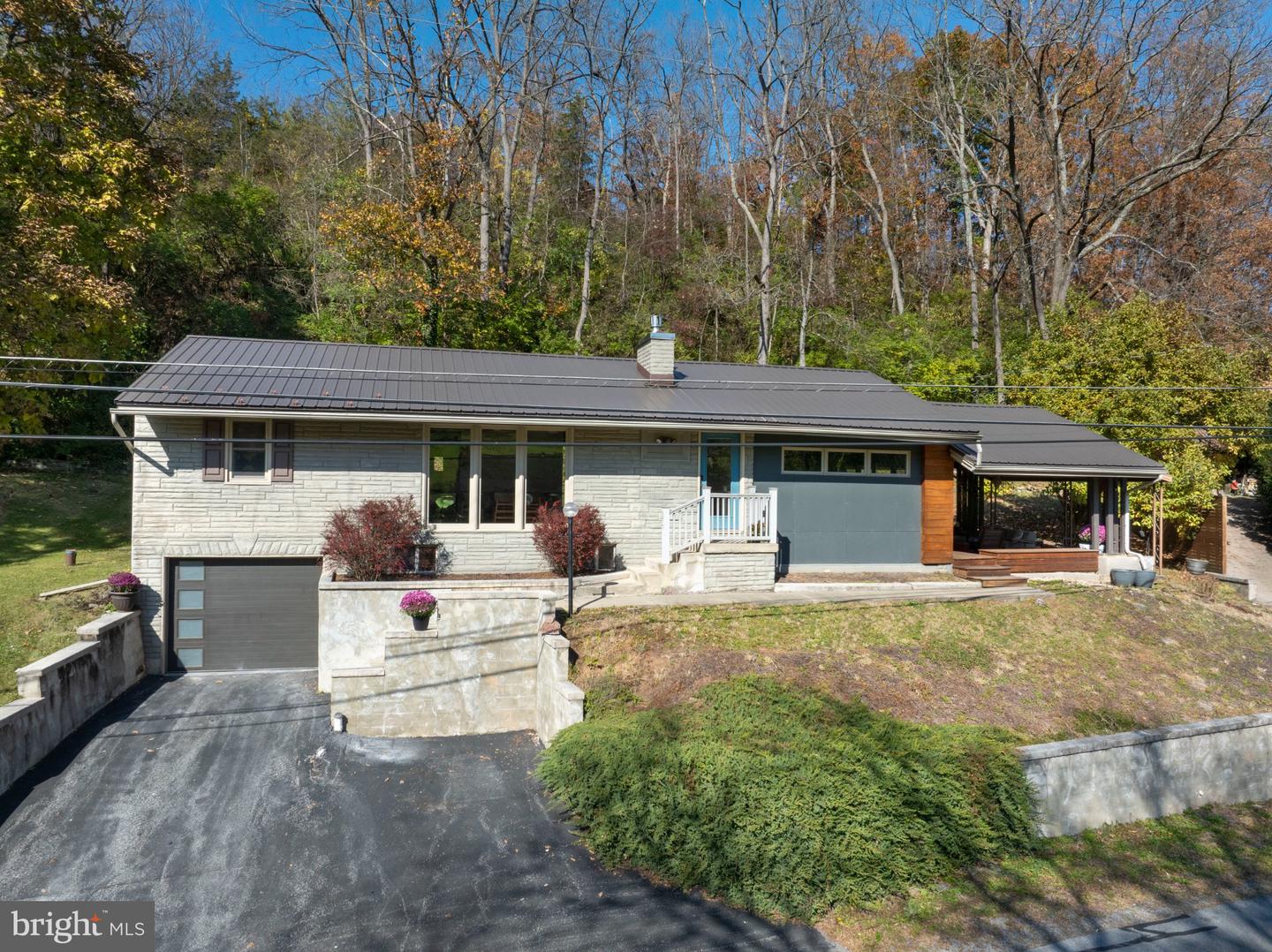 377 Seibert Rd Property Photo 1