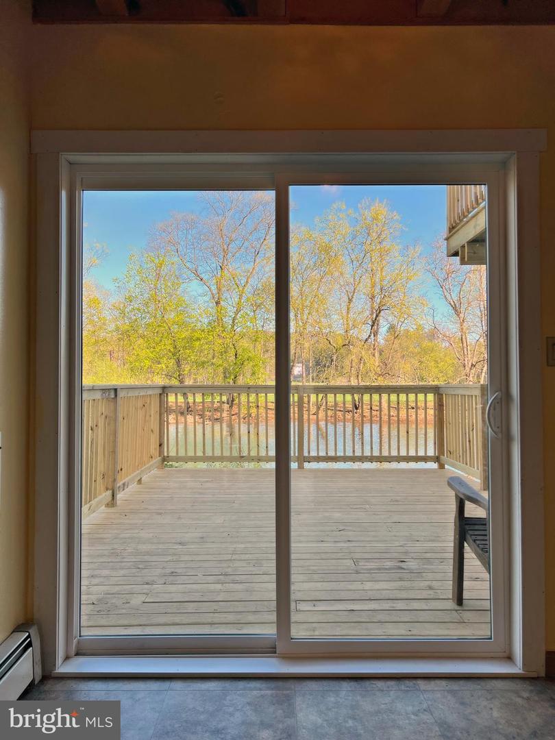 52 Cottage Ln Property Photo 21