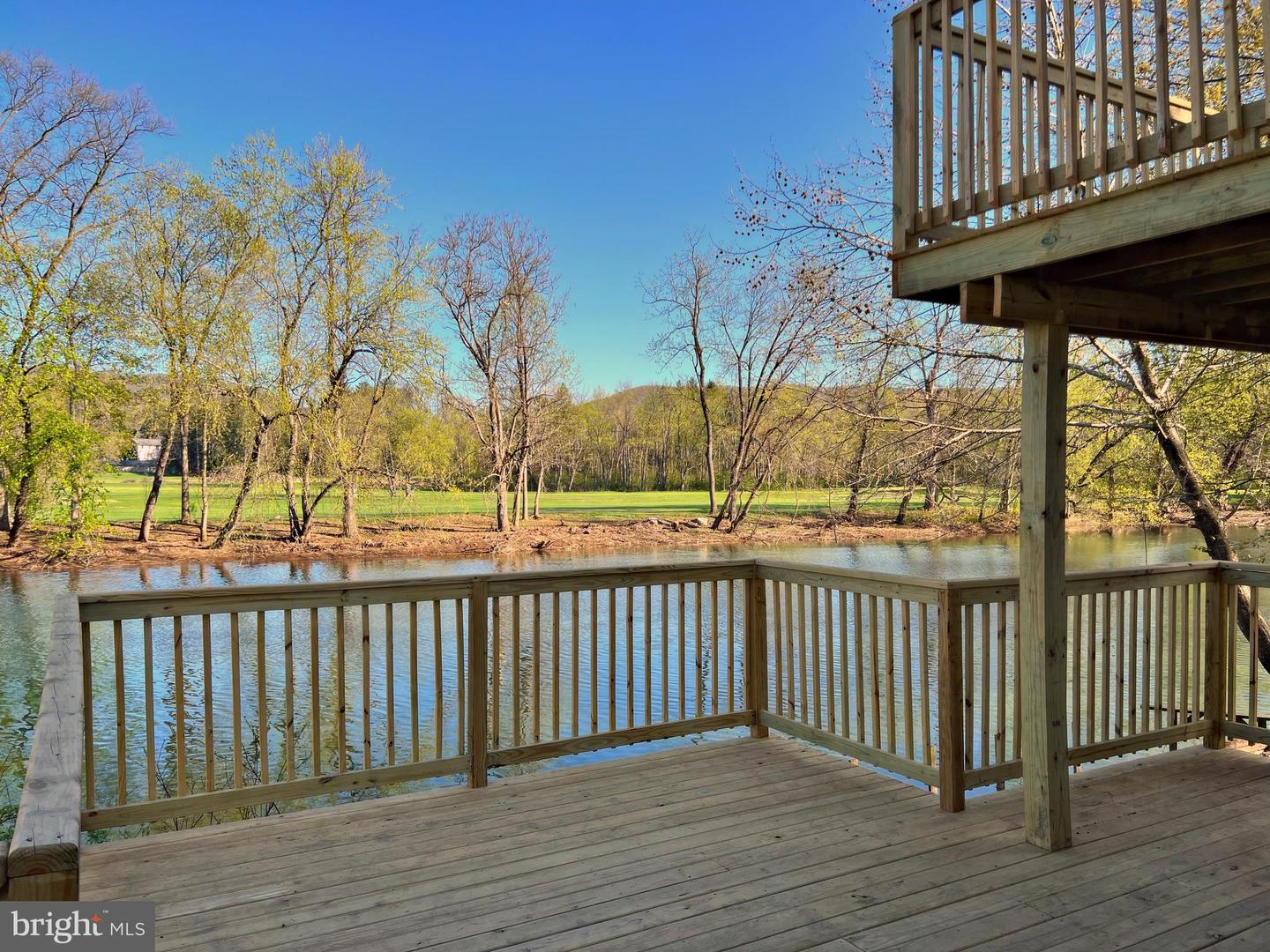 52 Cottage Ln Property Photo 22
