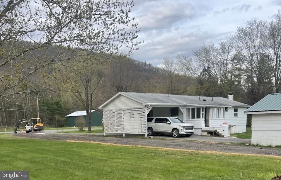 6862 Renovo Rd Property Photo 1