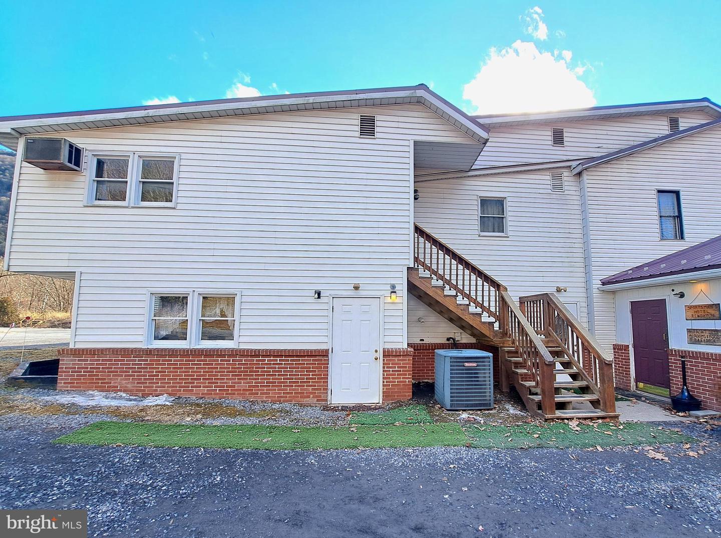 12700 Renovo Rd Property Photo 4