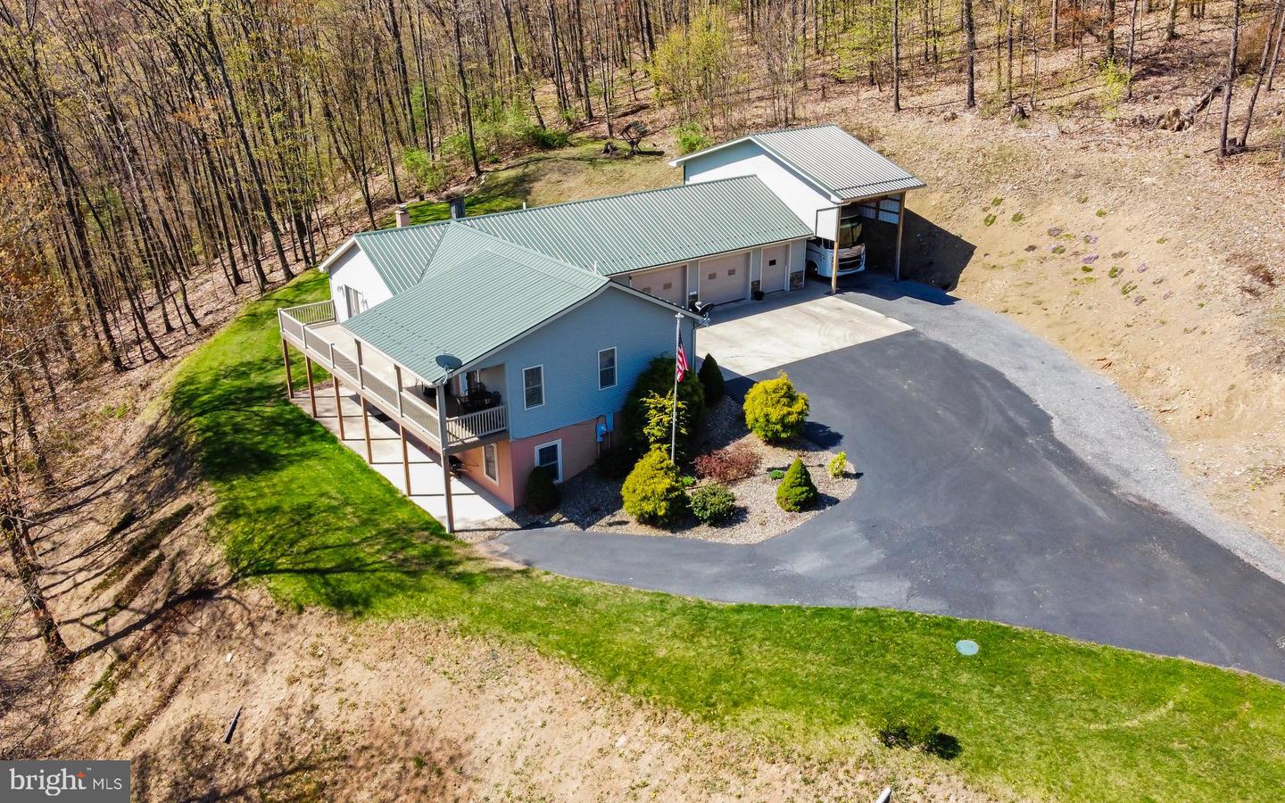 97 Heverly Ln Property Photo