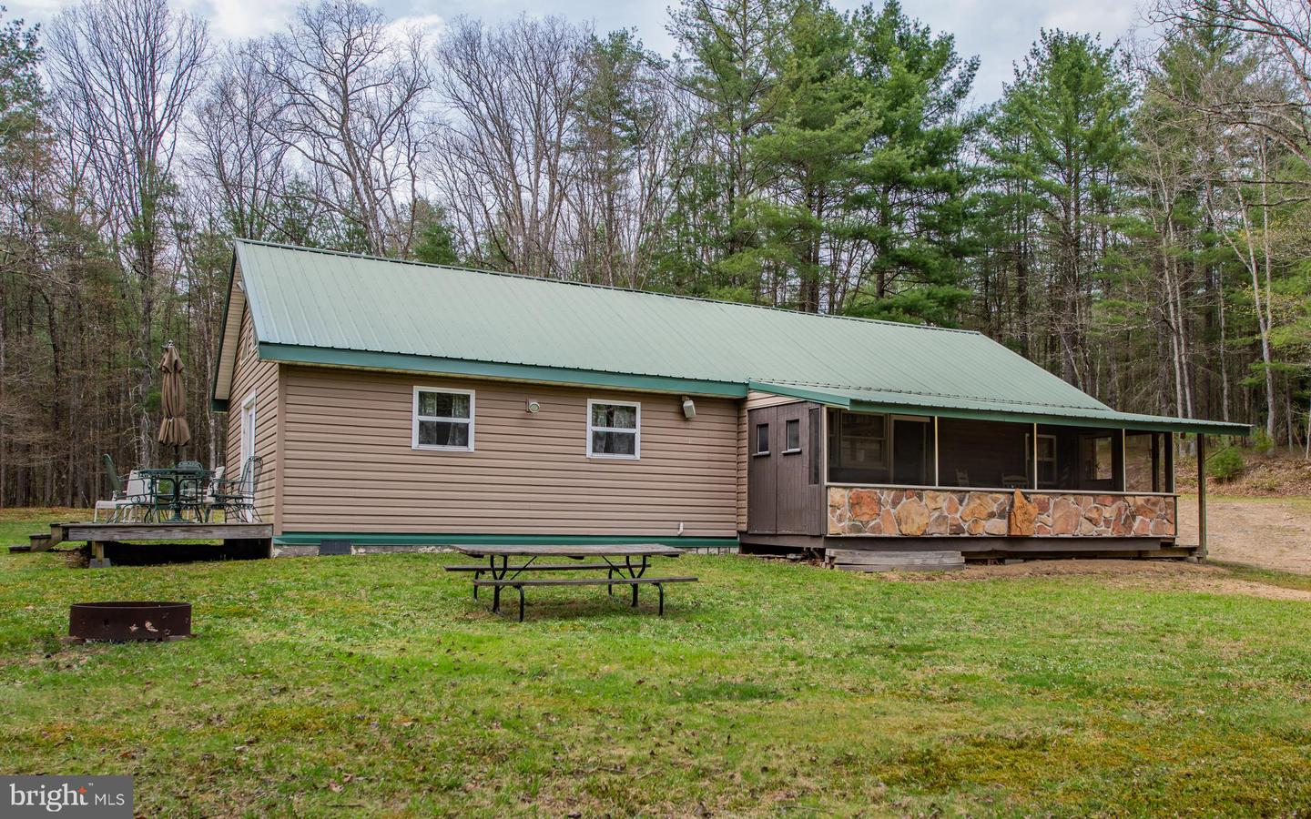 220 Gillens Road Property Photo 1