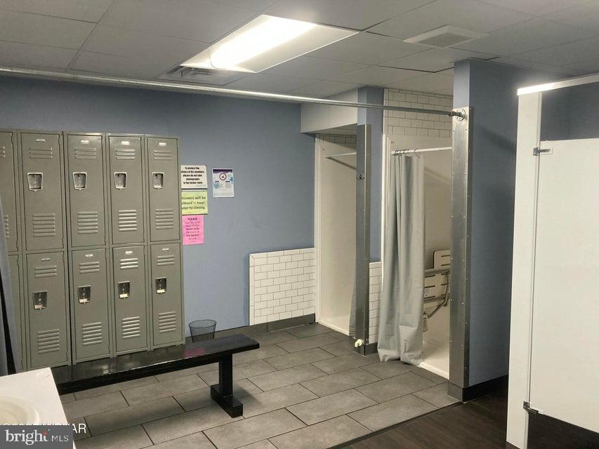 501 Walnut St E Property Photo 34