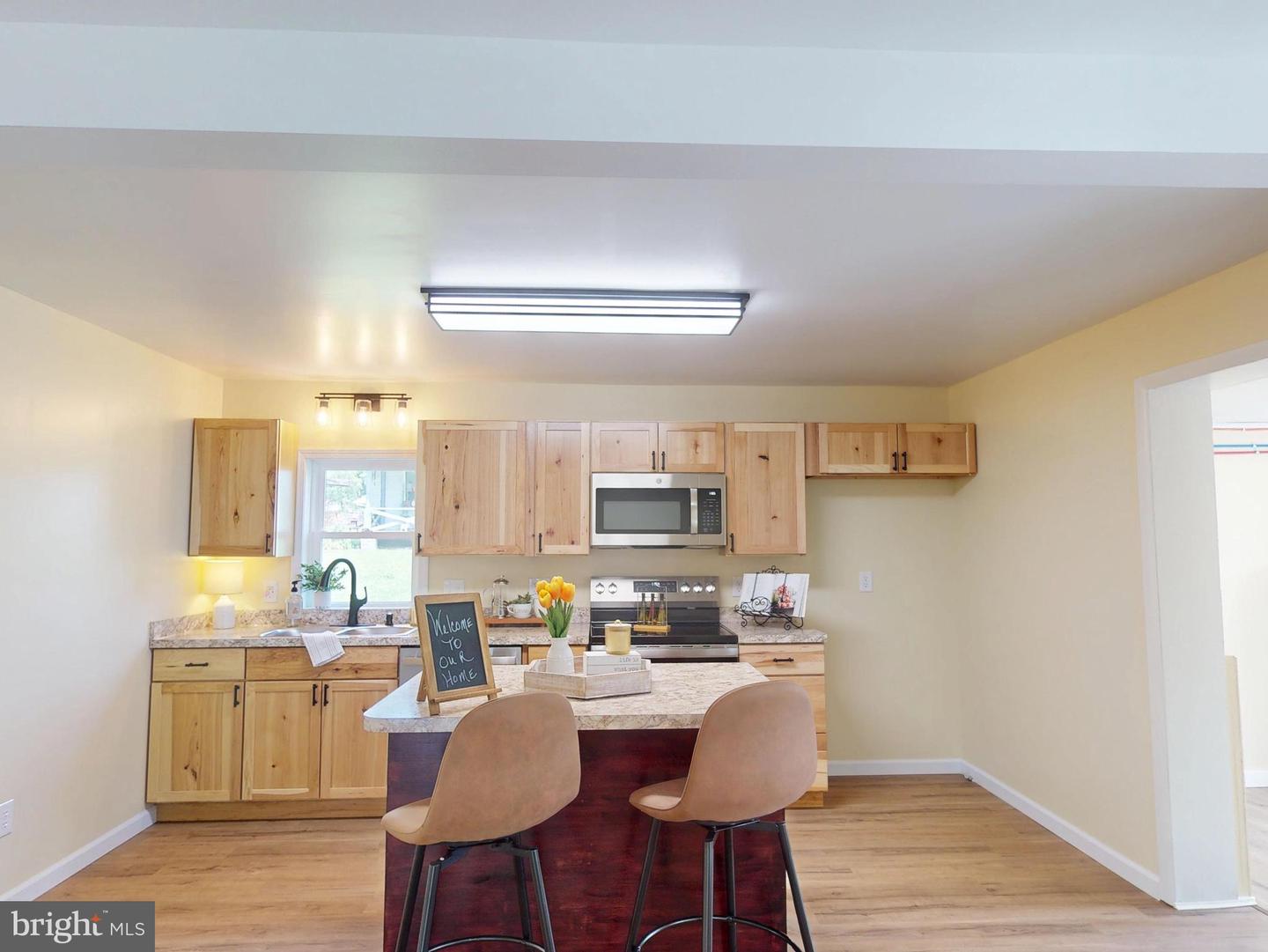 637 E Park St Property Photo 7