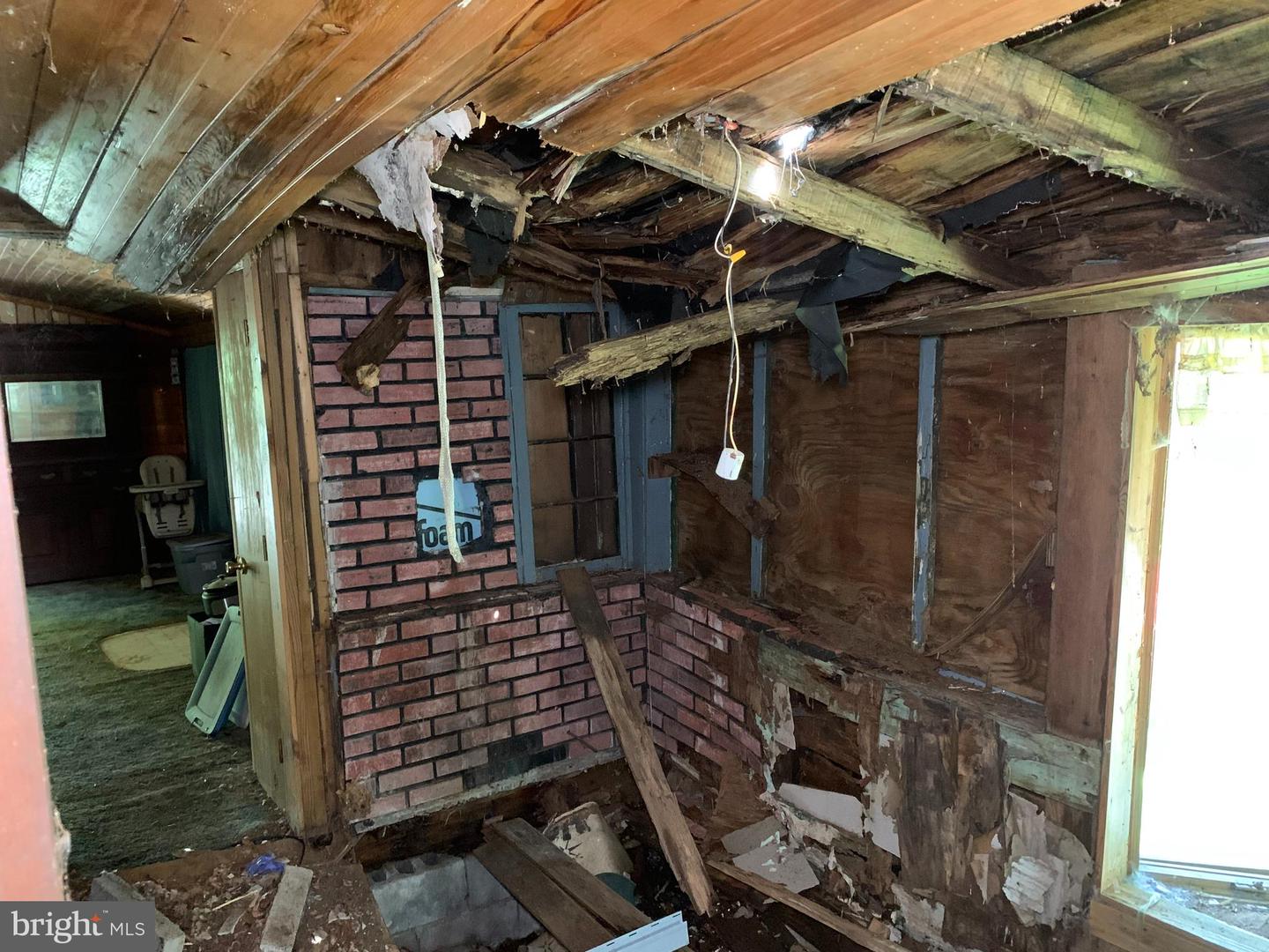 20 Whippoorwill Ln Property Photo 9