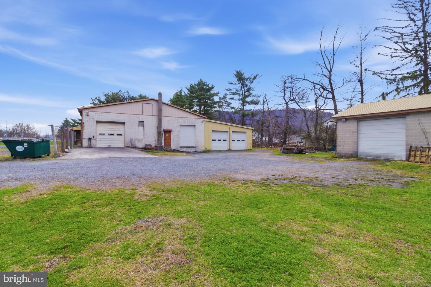 3250 Eagle Valley Rd Property Photo 28