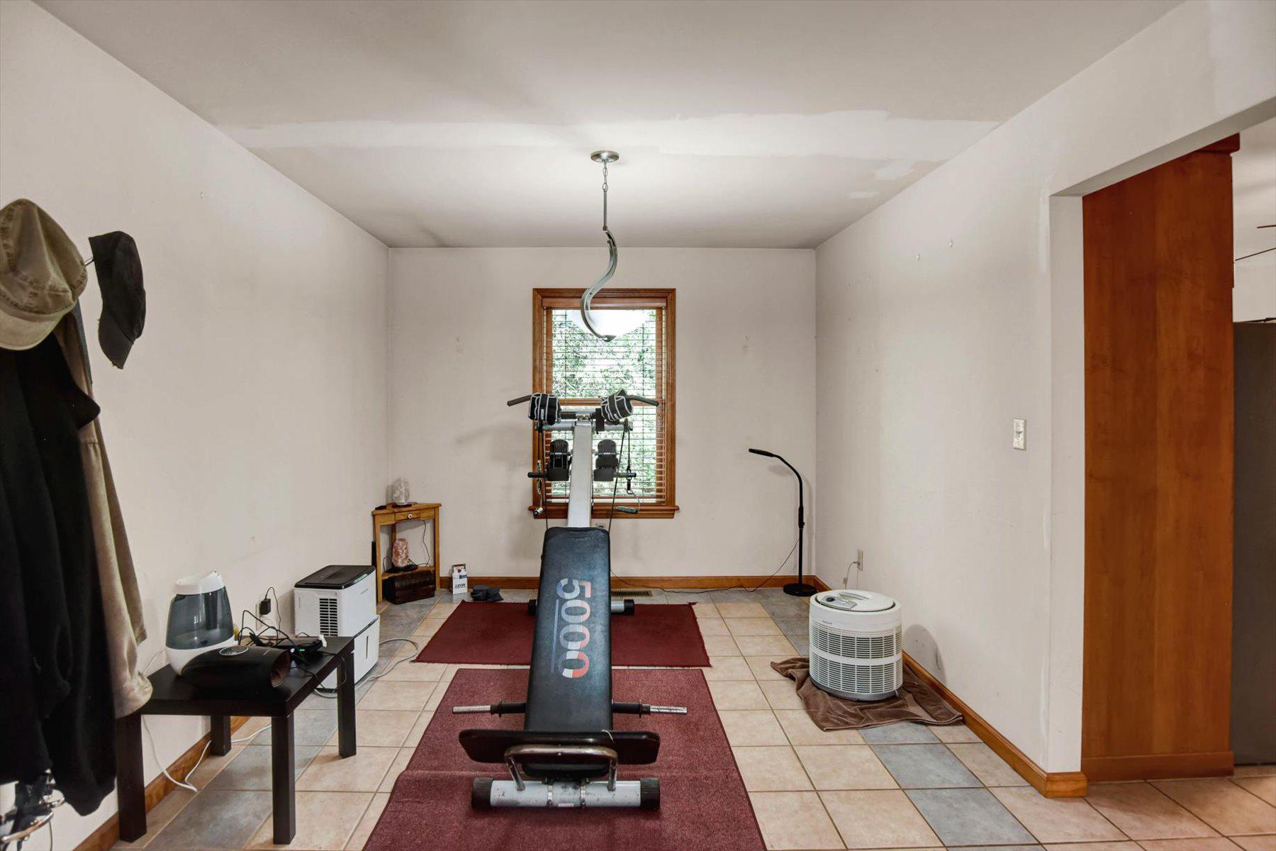 45 Laurel Ln Property Photo 14