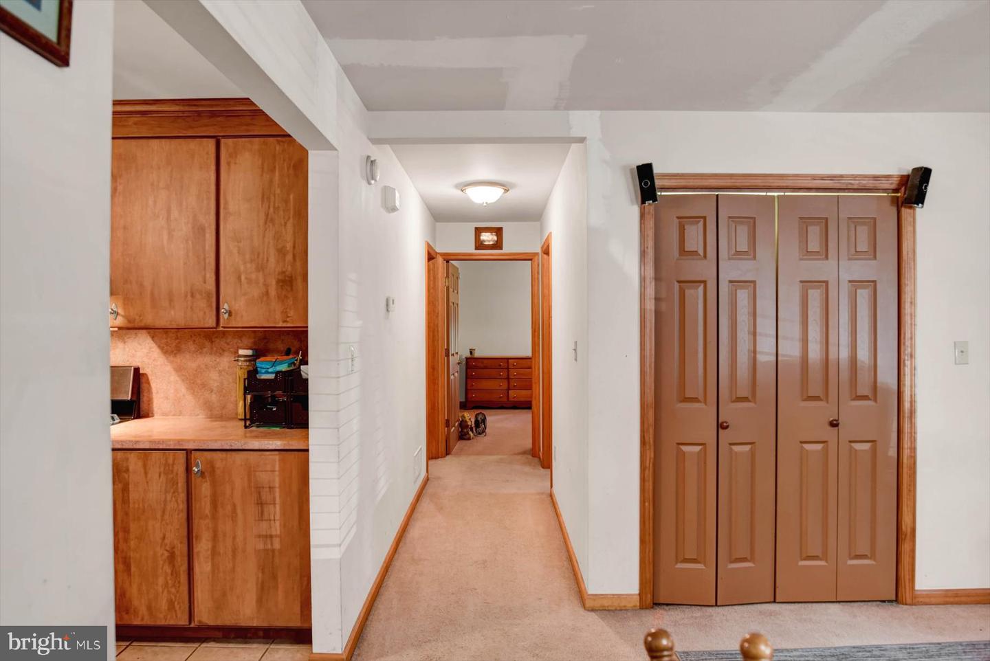 45 Laurel Ln Property Photo 16