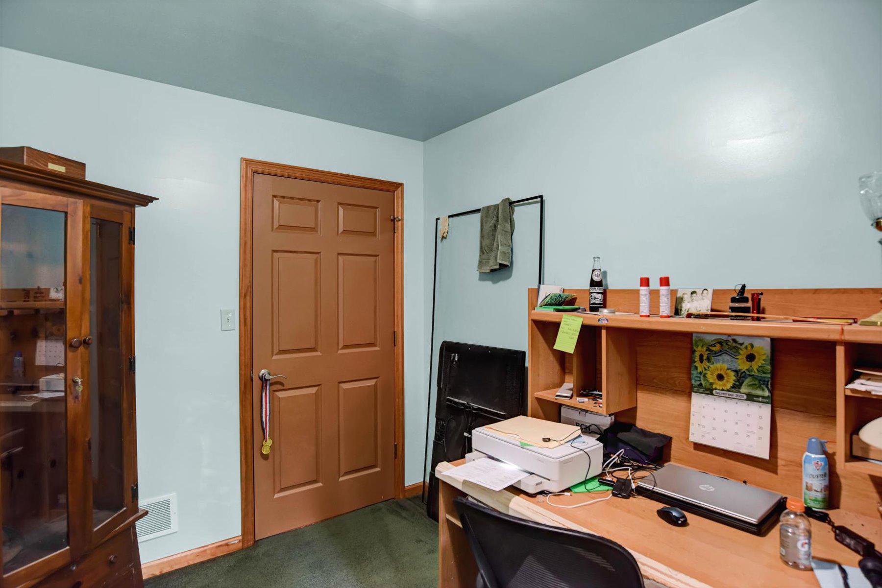 45 Laurel Ln Property Photo 25