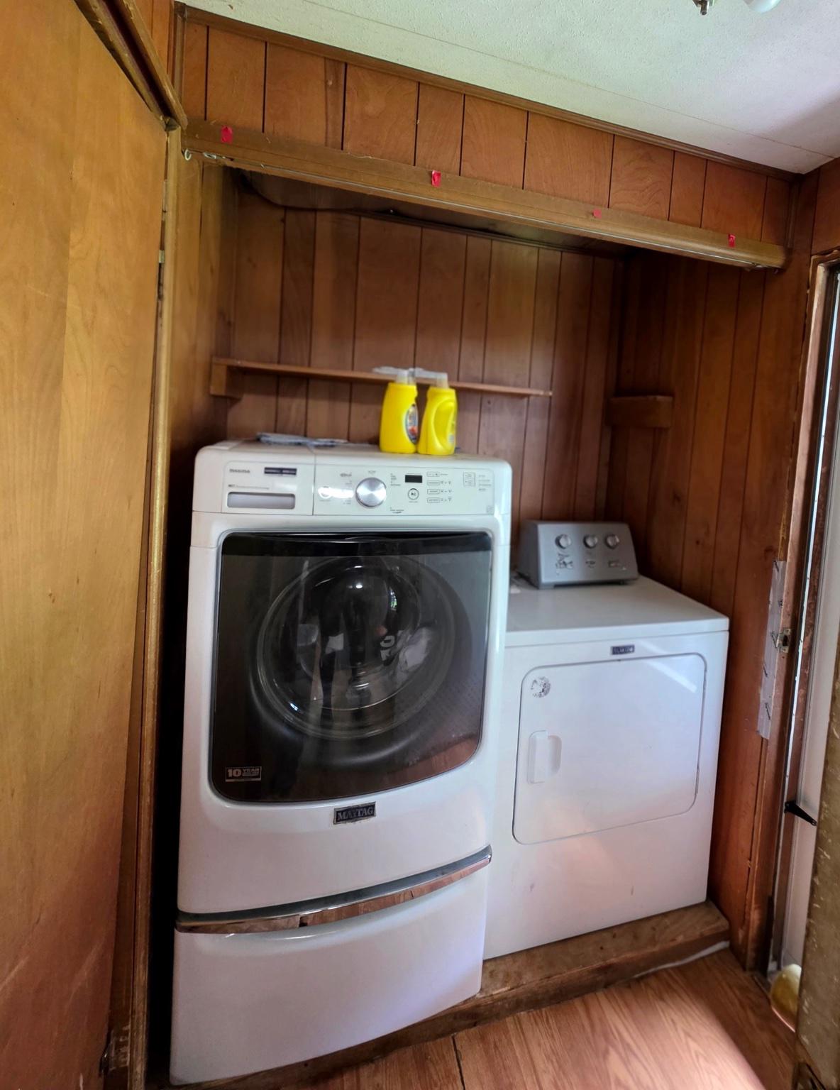 906 Central Ave Property Photo 25