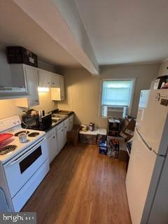 300 W Clinton St Property Photo 16