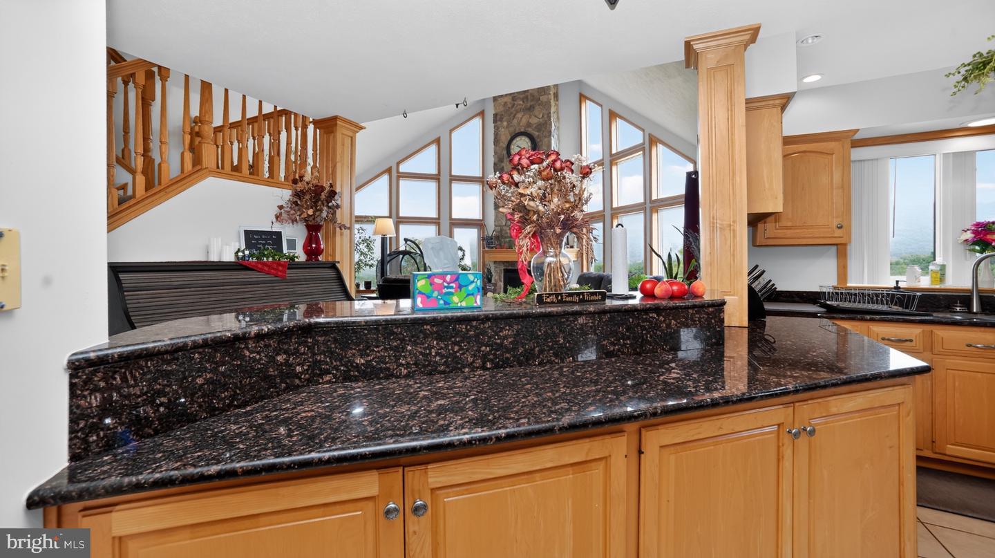 150 Bumble Bee Ln Property Photo 31