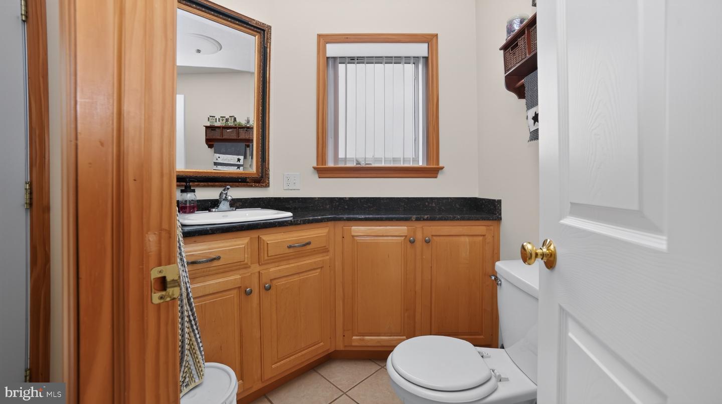 150 Bumble Bee Ln Property Photo 37