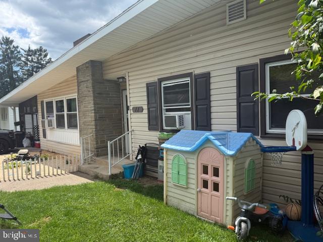 11 Magnolia Dr Property Photo 3