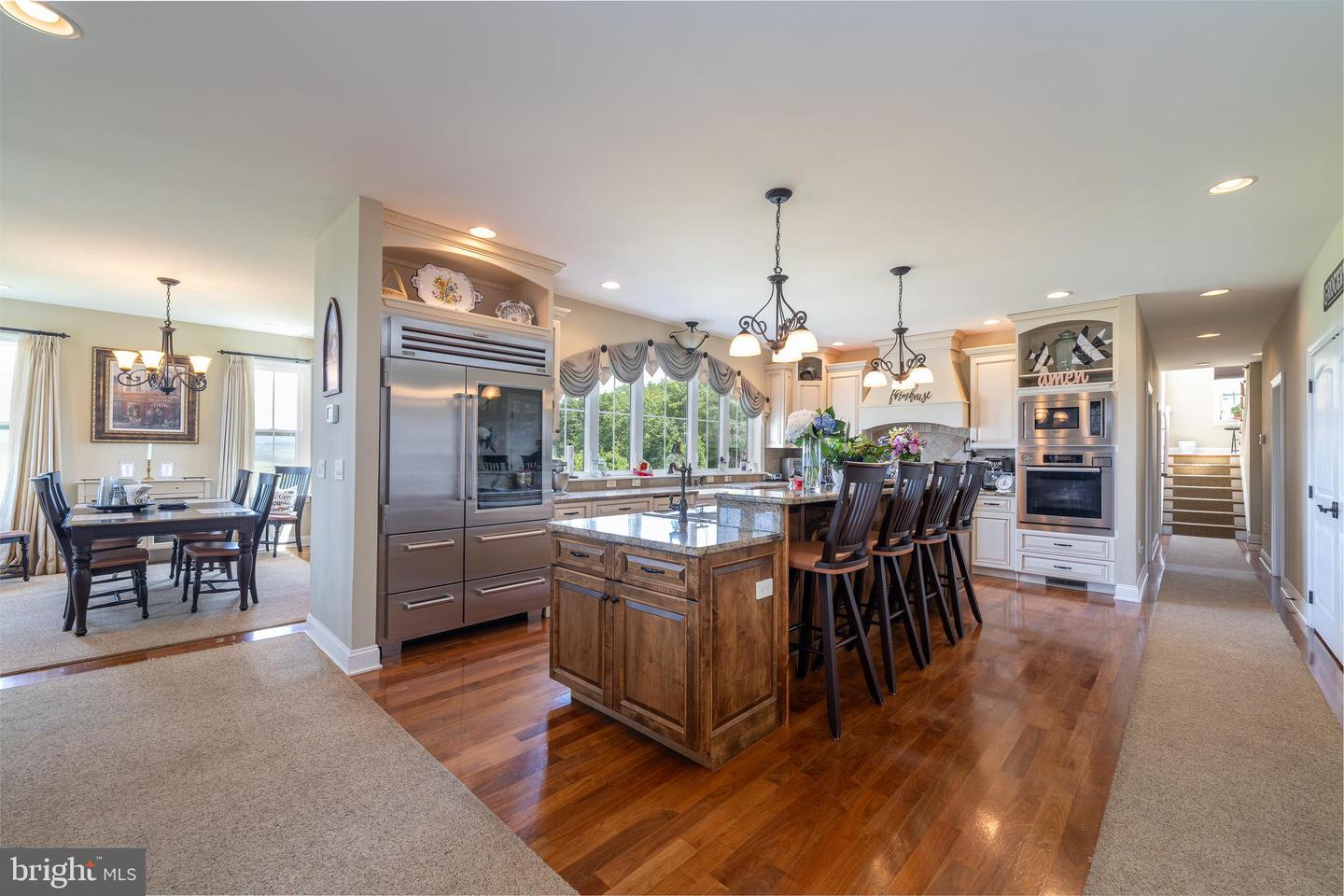 53 Airport Rd Property Photo 2
