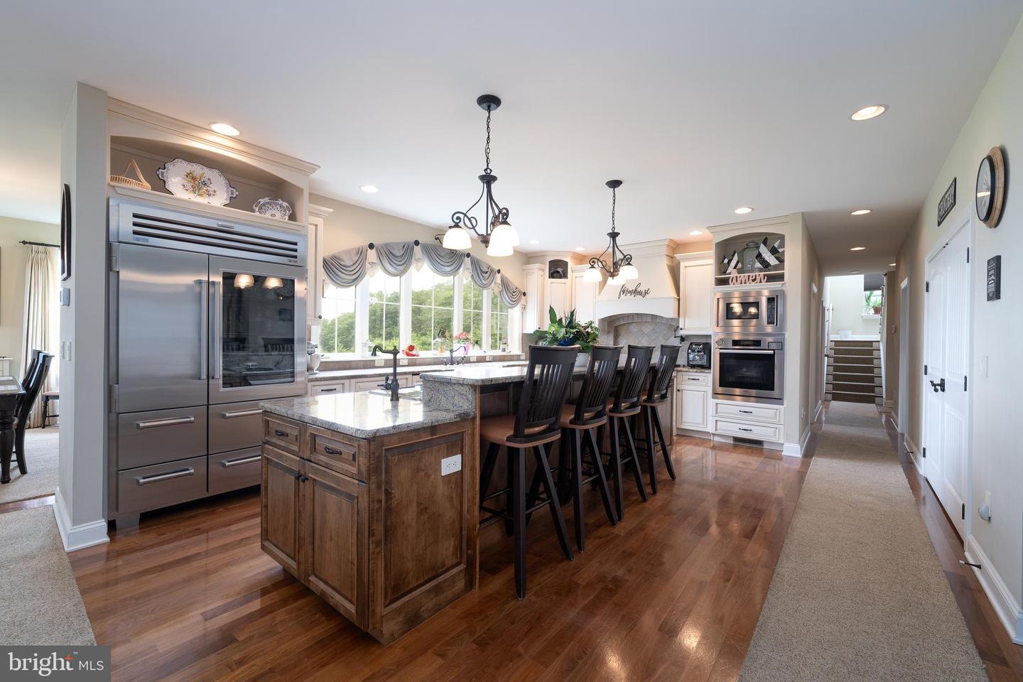 53 Airport Rd Property Photo 10