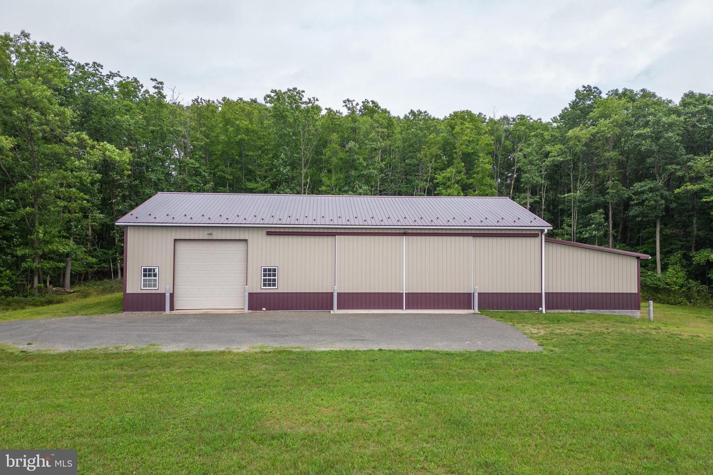 53 Airport Rd Property Photo 50