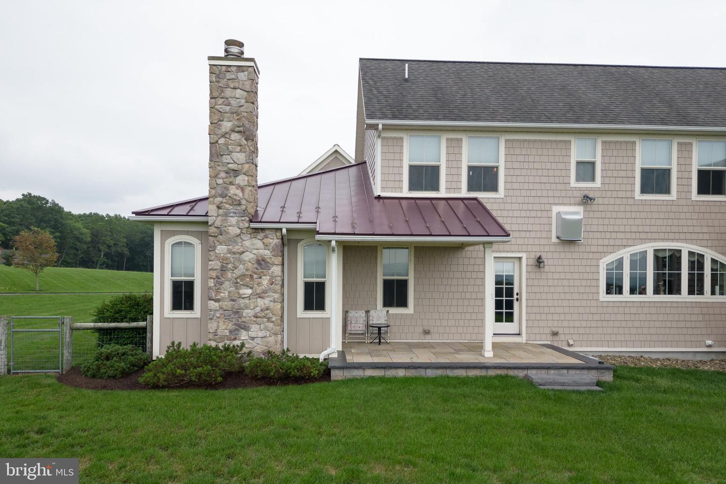 53 Airport Rd Property Photo 55