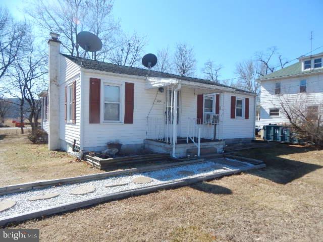 924 Old Berwick Rd Property Photo