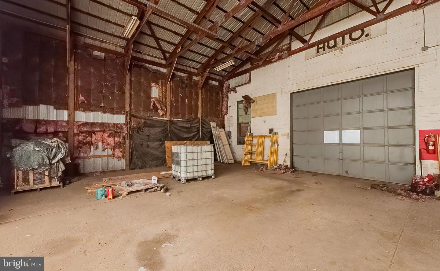 680 Oak Street Property Photo 29
