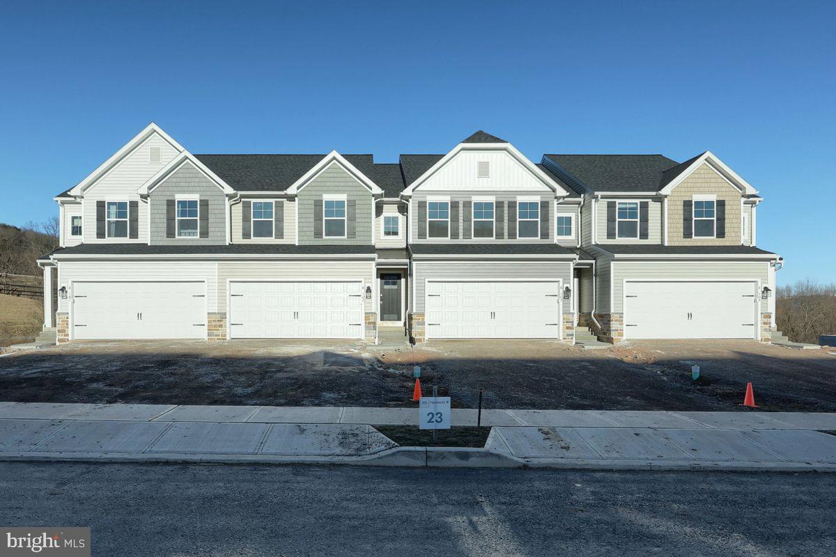 20-102 Julian Dr #lot 31 Property Photo 2
