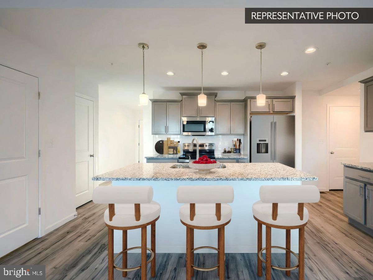 20-102 Julian Dr #lot 31 Property Photo 3