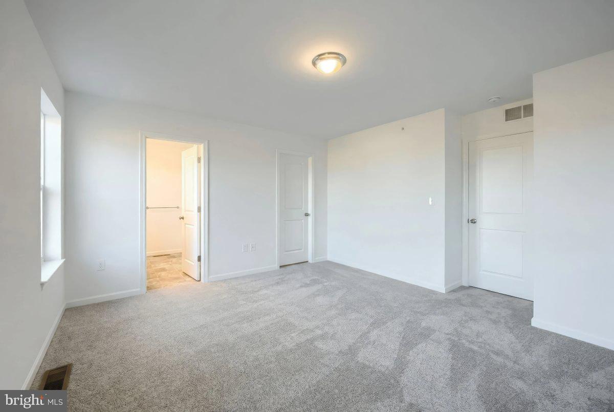 20-102 Julian Dr #lot 31 Property Photo 26