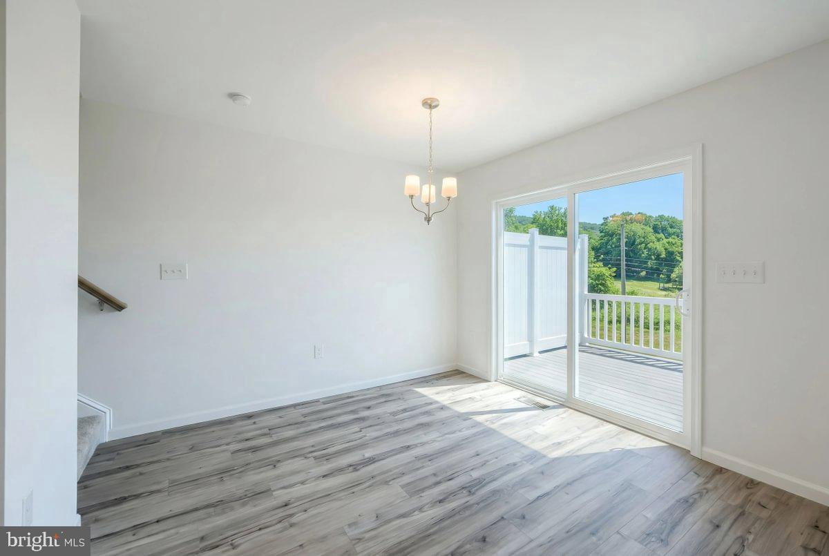 20-102 Julian Dr #lot 31 Property Photo 38