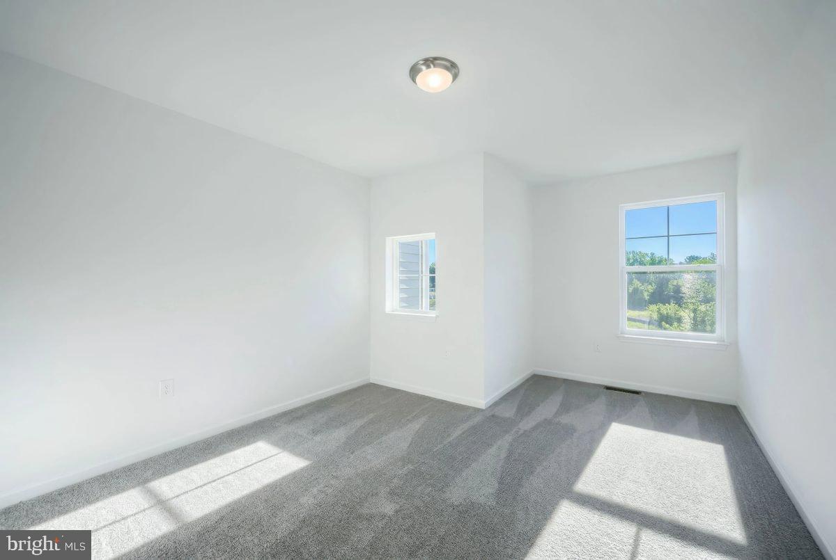 20-103 Julian Dr #lot 32 Property Photo 33
