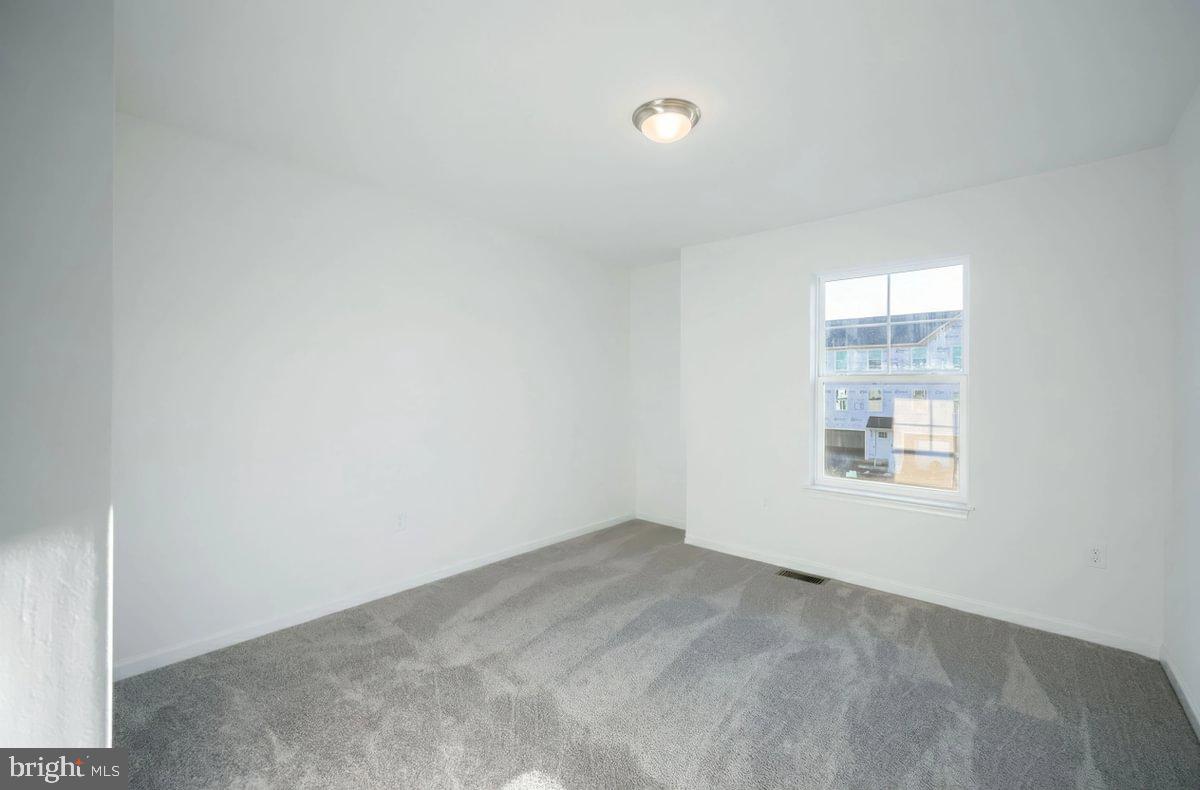 19-101 Julian Dr #lot 10 Property Photo 22