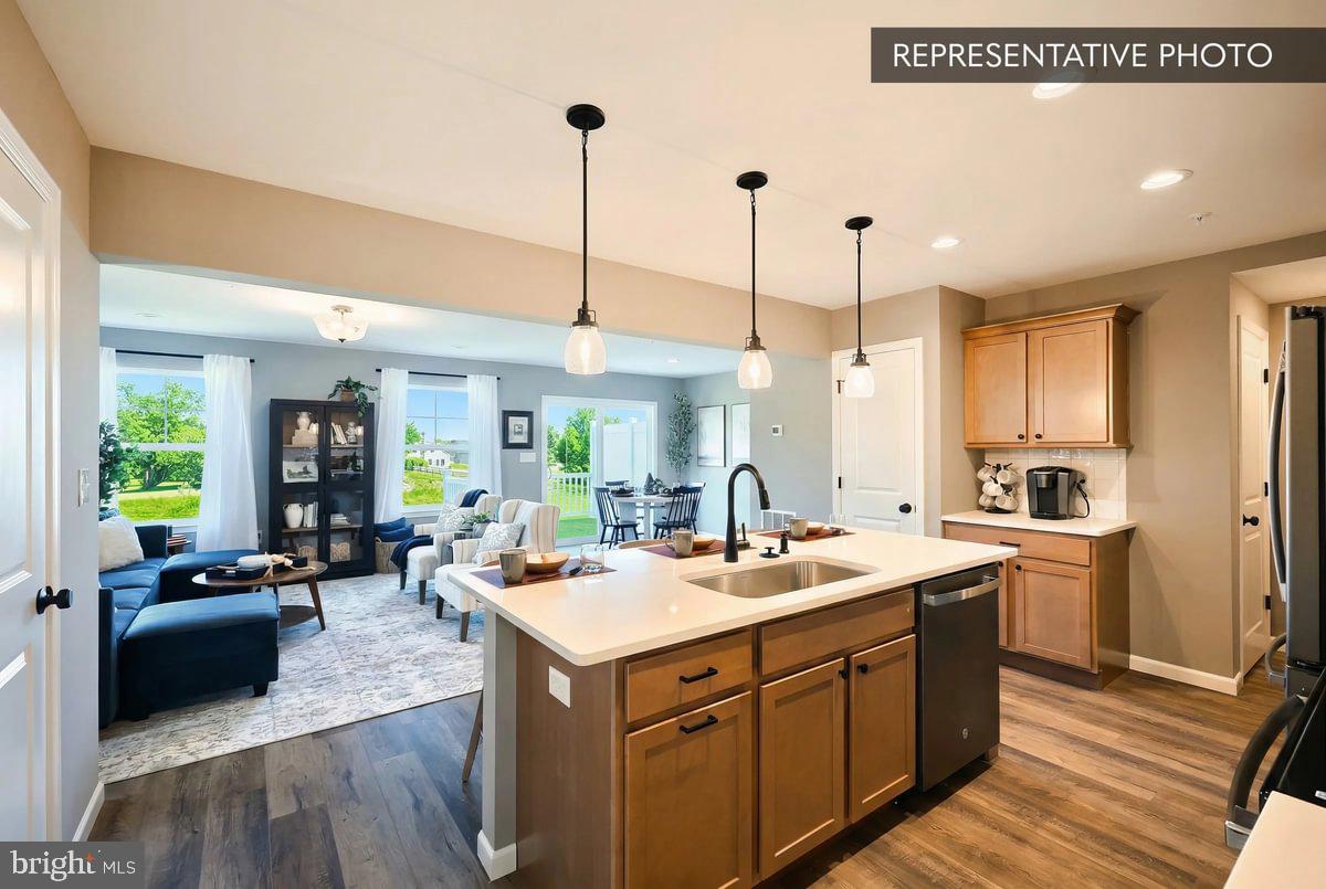 19-104 Julian Dr #lot 13 Property Photo 4