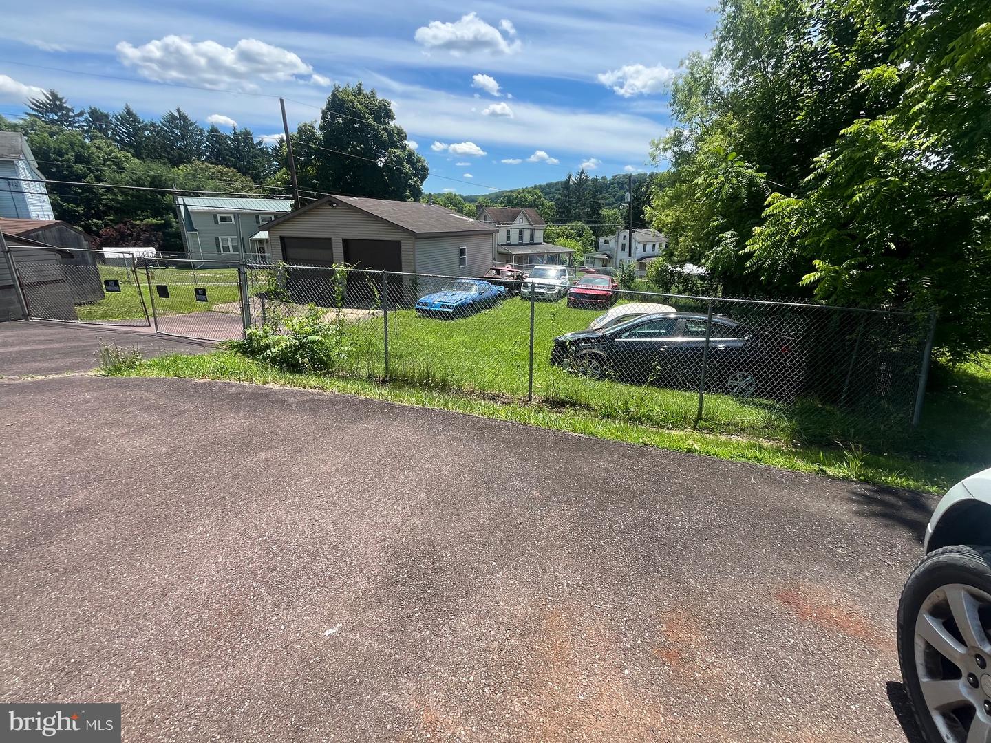 521 Merceron Property Photo 3