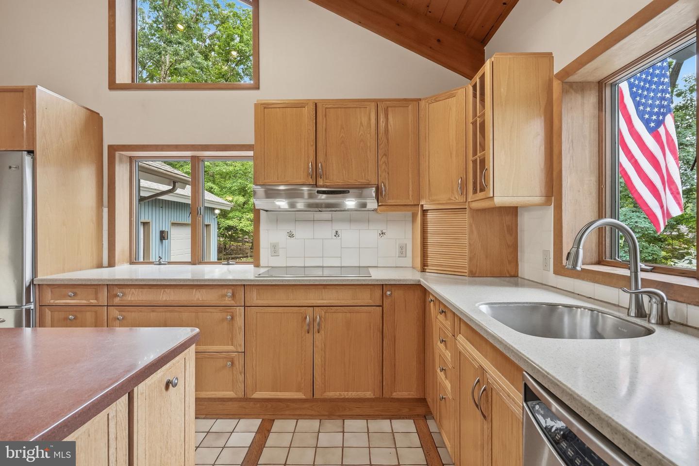 17 Maplewood Rd Property Photo 12