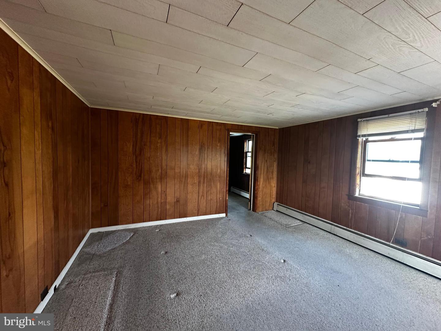 224 Middle Rd Property Photo 46