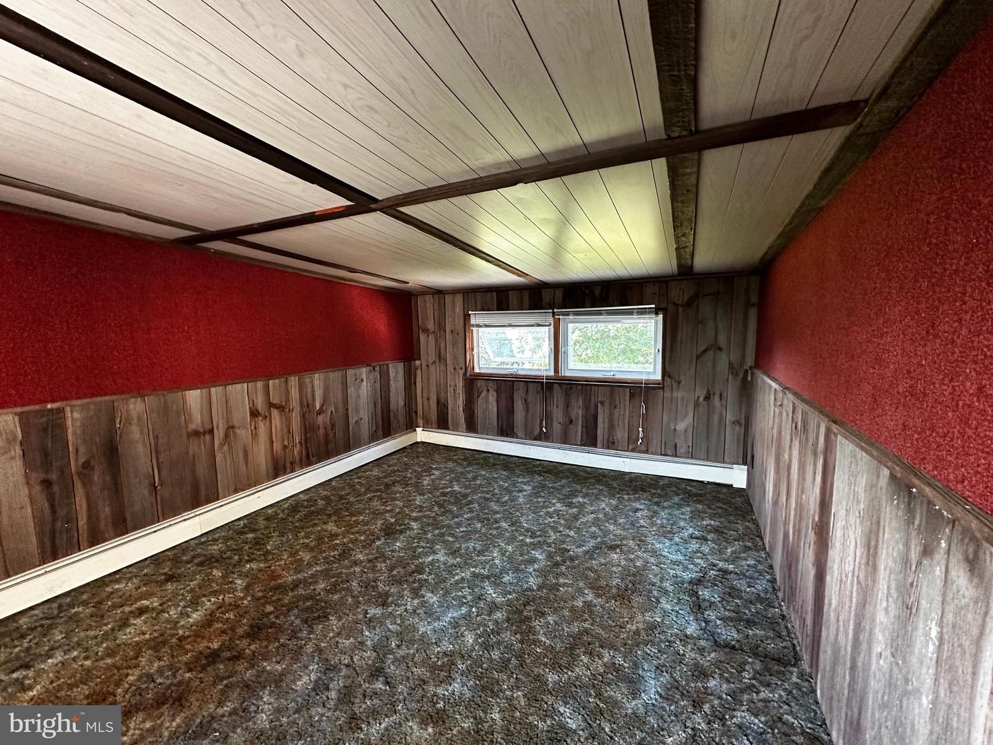 224 Middle Rd Property Photo 54